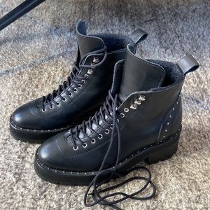 The Kooples Boots in Excellent Condition, Black leather, Size 37 for narrow feet